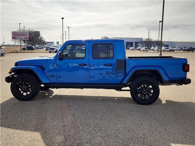 2025 Jeep Gladiator GLADIATOR NIGHTHAWK 4X4