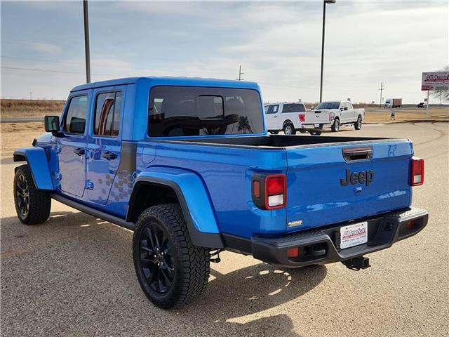 2025 Jeep Gladiator GLADIATOR NIGHTHAWK 4X4