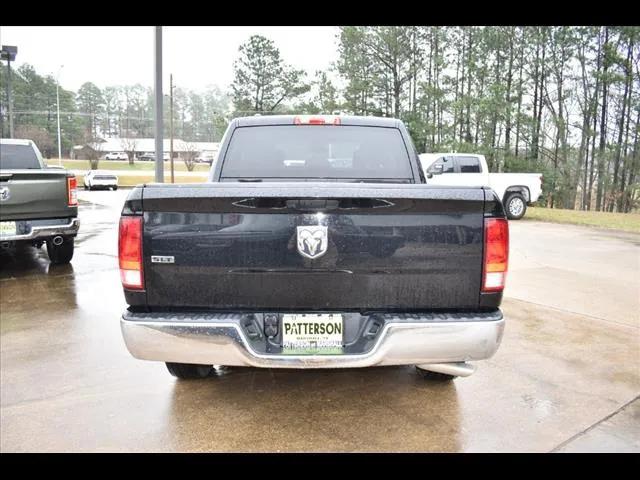 2022 RAM 1500 Classic SLT Crew Cab 4x2 57 Box