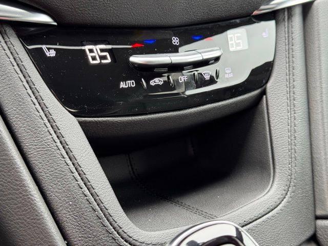 2025 Cadillac XT6 AWD Luxury