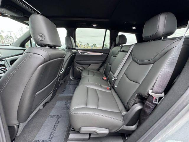 2025 Cadillac XT6 AWD Luxury