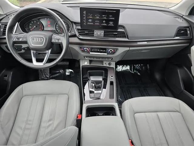 2022 Audi Q5 Premium 45 TFSI S line quattro S tronic