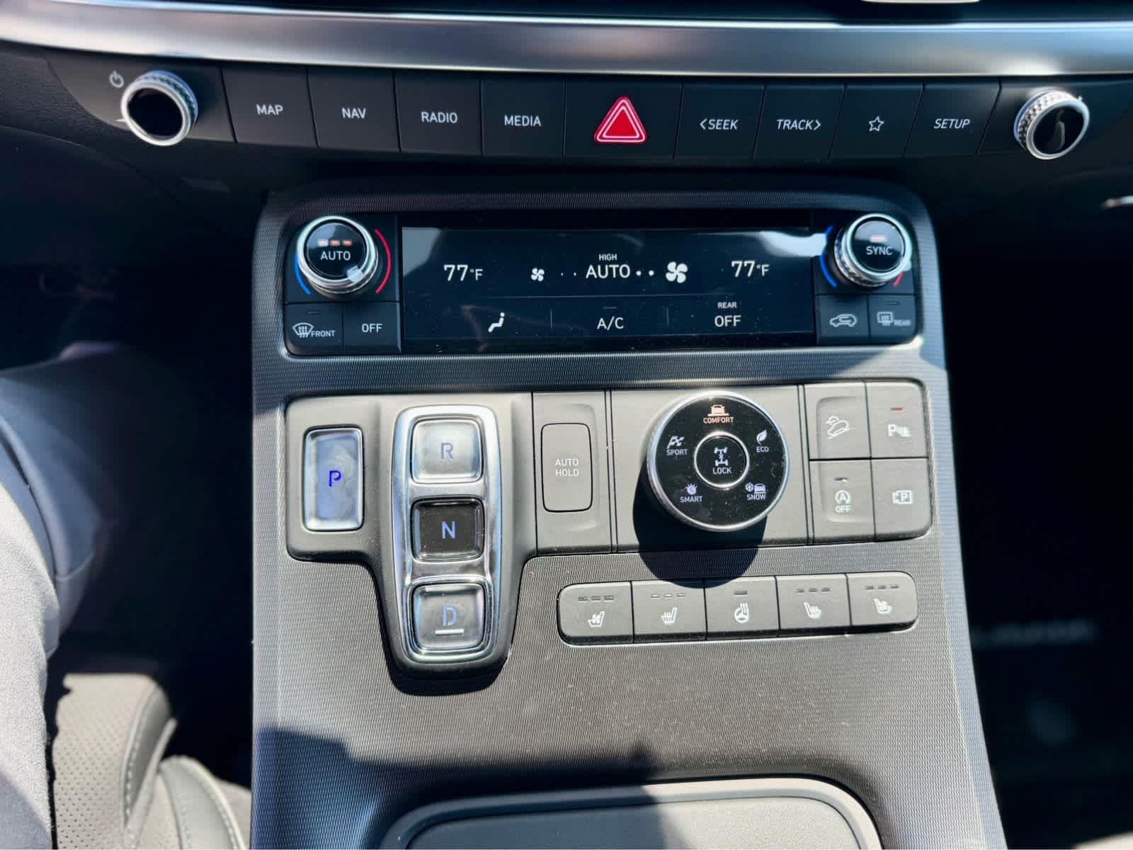 2025 Hyundai Palisade Calligraphy Night Edition - Photo 19