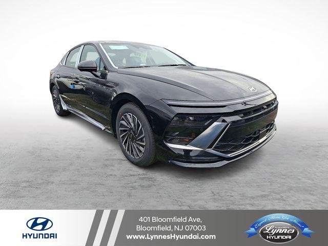 2025 Hyundai Sonata Hybrid