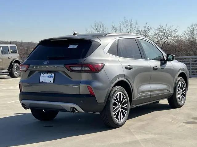 2025 Ford Escape PHEV