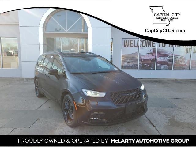 2025 Chrysler Pacifica PACIFICA LIMITED