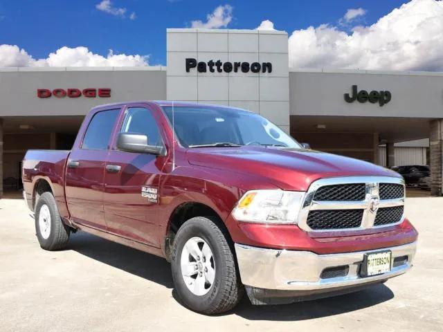 2022 RAM 1500 Classic SLT Crew Cab 4x2 57 Box 2022 RAM 1500 Classic SLT Crew Cab 4x2 57 Box