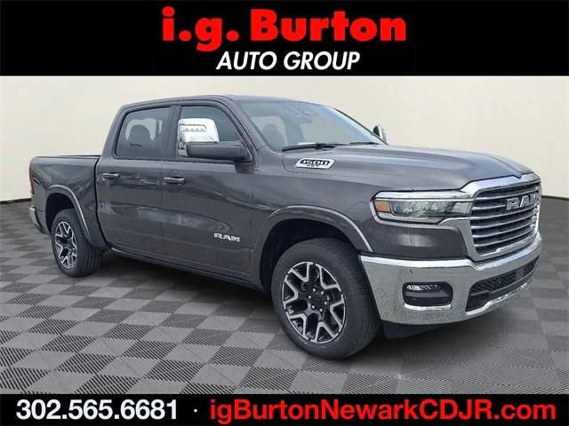 2025 RAM Ram 1500 RAM 1500 LARAMIE CREW CAB 4X4 57 BOX