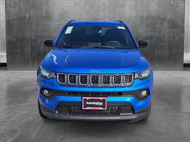 2025 Jeep Compass COMPASS LATITUDE 4X4