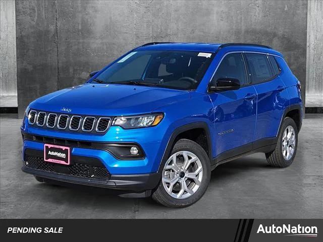 2025 Jeep Compass COMPASS LATITUDE 4X4