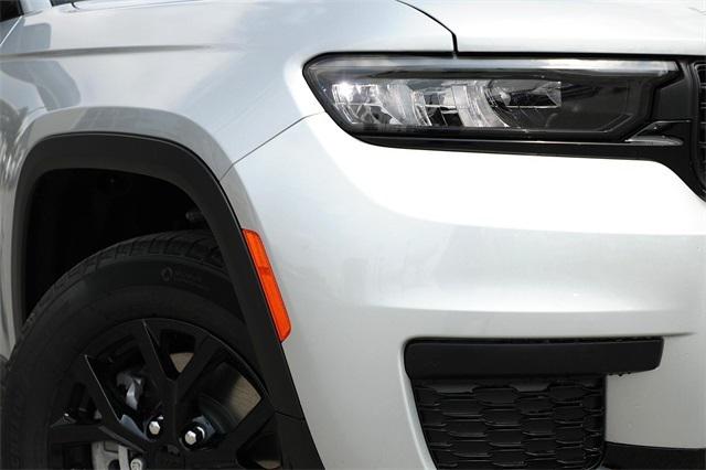 2025 Jeep Grand Cherokee GRAND CHEROKEE L ALTITUDE X 4X2
