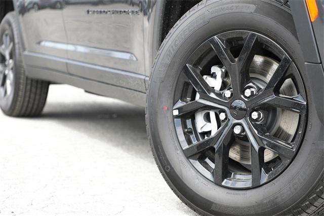 2025 Jeep Grand Cherokee GRAND CHEROKEE L ALTITUDE X 4X2