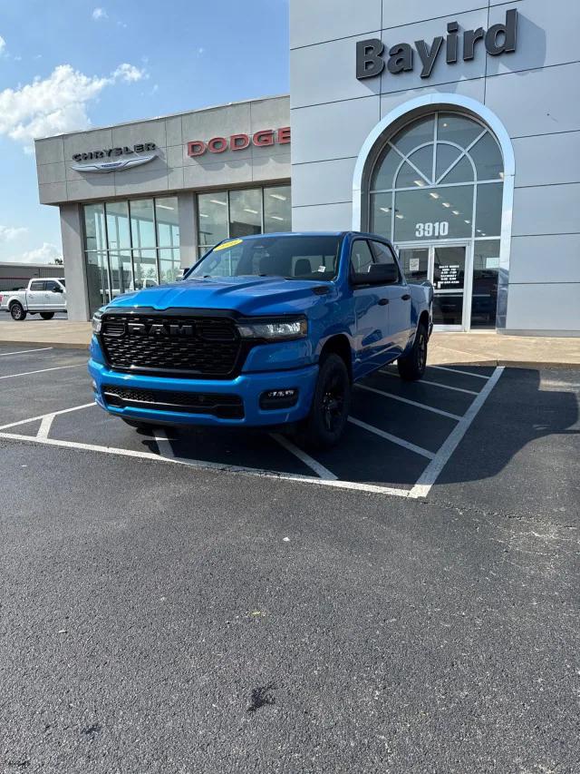 2025 RAM Ram 1500 RAM 1500 TRADESMAN CREW CAB 4X4 57 BOX