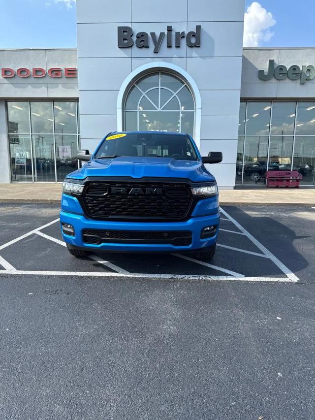 2025 RAM Ram 1500 RAM 1500 TRADESMAN CREW CAB 4X4 57 BOX