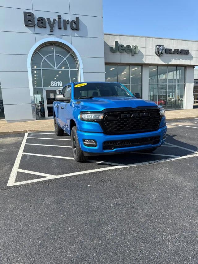 2025 RAM Ram 1500 RAM 1500 TRADESMAN CREW CAB 4X4 57 BOX