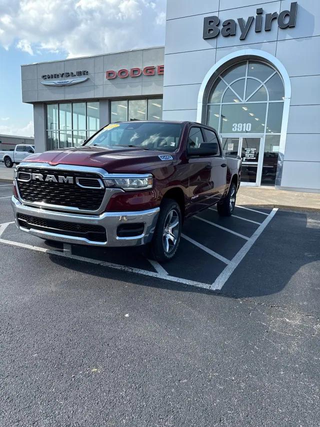 2025 RAM Ram 1500 RAM 1500 TRADESMAN CREW CAB 4X4 57 BOX