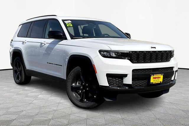 2025 Jeep Grand Cherokee GRAND CHEROKEE L ALTITUDE X 4X4
