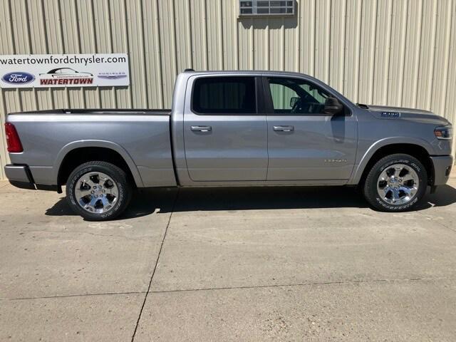 2025 RAM Ram 1500 RAM 1500 BIG HORN CREW CAB 4X4 64 BOX 2025 RAM Ram 1500 RAM 1500 BIG HORN CREW CAB 4X4 64 BOX