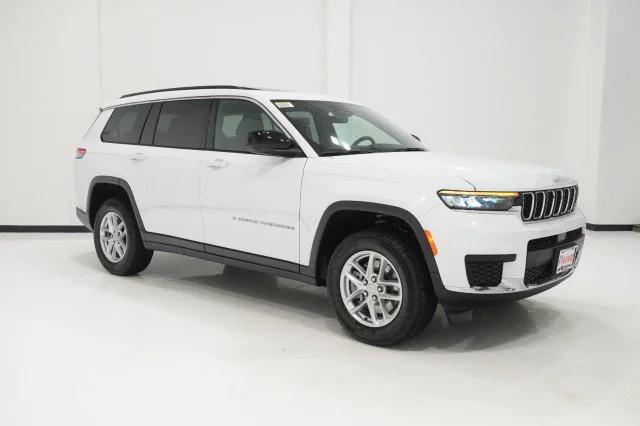 2025 Jeep Grand Cherokee GRAND CHEROKEE L LAREDO X 4X2