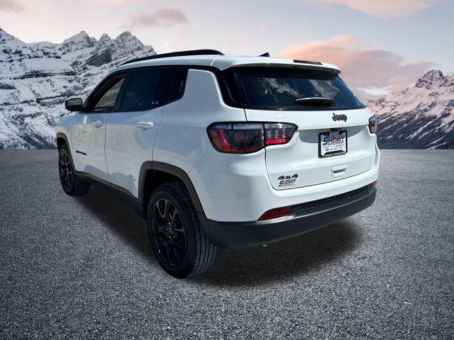 2025 Jeep Compass COMPASS LATITUDE 4X4