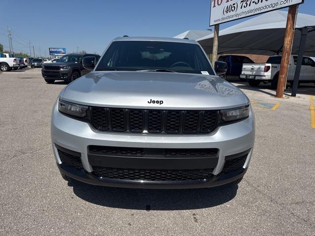 2025 Jeep Grand Cherokee GRAND CHEROKEE L ALTITUDE 4X4
