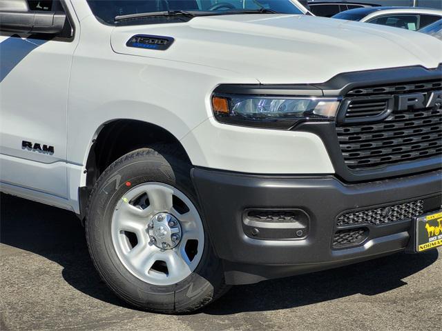 2025 RAM Ram 1500 RAM 1500 TRADESMAN CREW CAB 4X2 57 BOX
