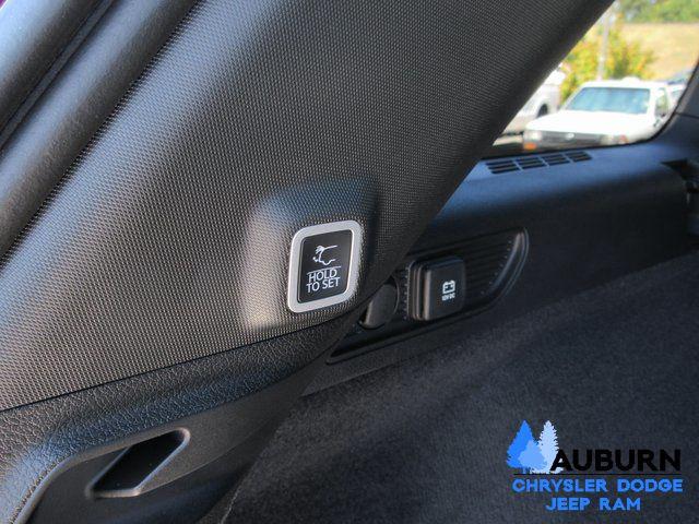 2025 Jeep Grand Cherokee Overland 4x4