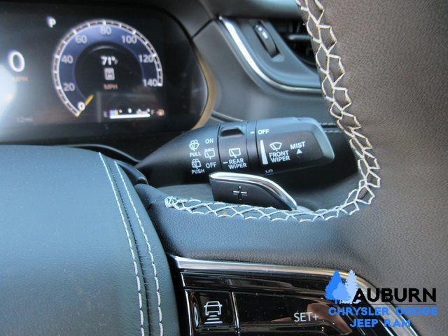 2025 Jeep Grand Cherokee Overland 4x4