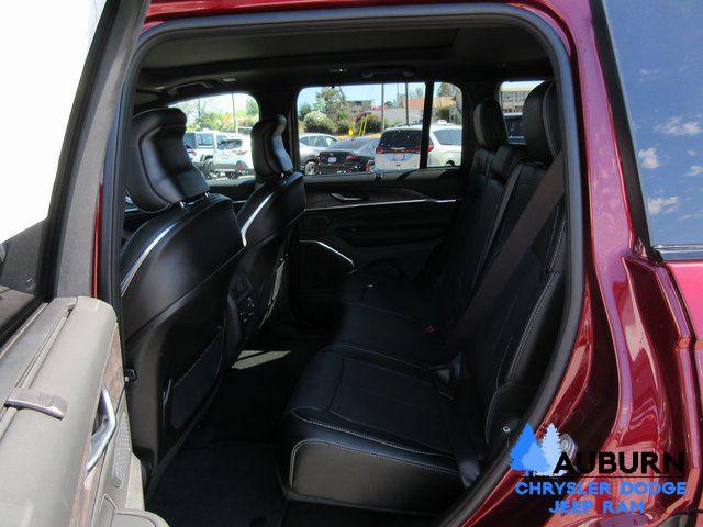 2025 Jeep Grand Cherokee Overland 4x4