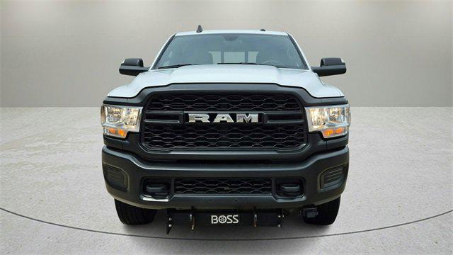 2022 RAM 3500 Tradesman Crew Cab 4x4 64 Box