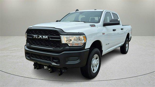 2022 RAM 3500 Tradesman Crew Cab 4x4 64 Box