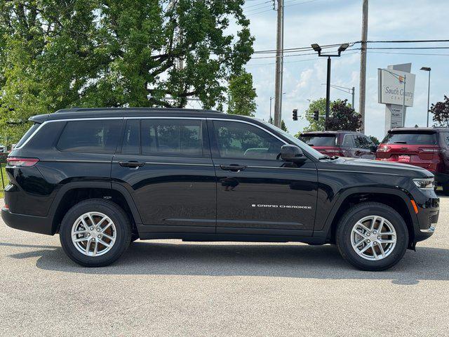 2025 Jeep Grand Cherokee GRAND CHEROKEE L LAREDO X 4X4