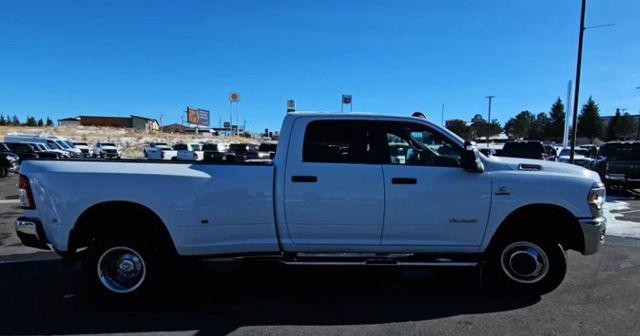 2023 Ram 3500 Big Horn Crew Cab 4x4 8' Box