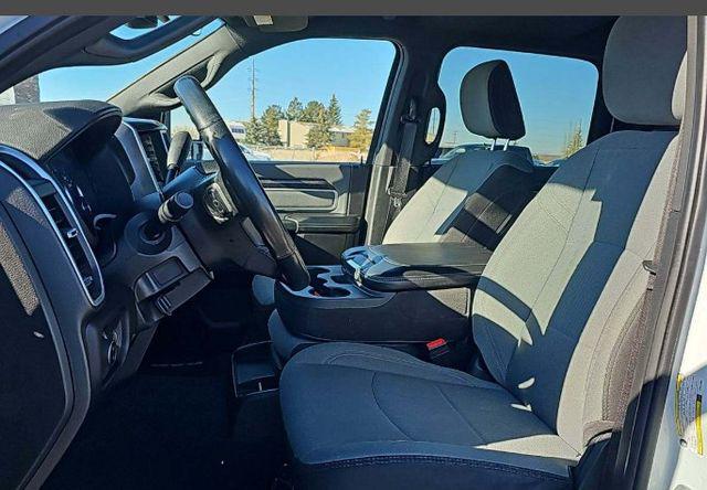 2023 Ram 3500 Big Horn Crew Cab 4x4 8' Box