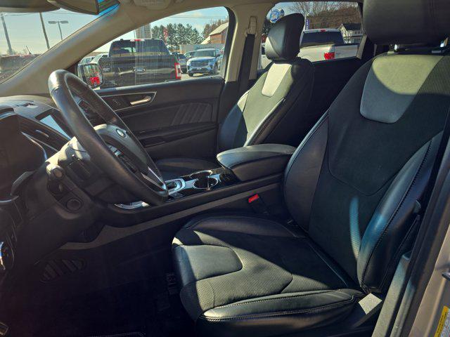 2016 Ford Edge Sport