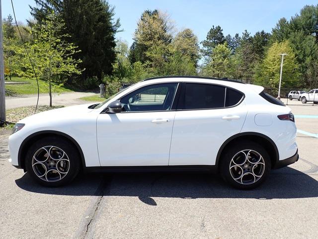 2024 Alfa Romeo Stelvio Sprint AWD