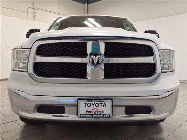 2023 RAM 1500 Classic SLT Crew Cab 4x4 57 Box