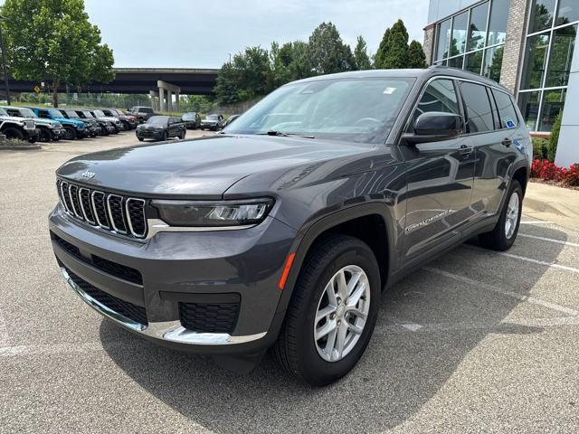 2023 Jeep Grand Cherokee L Laredo 4x2