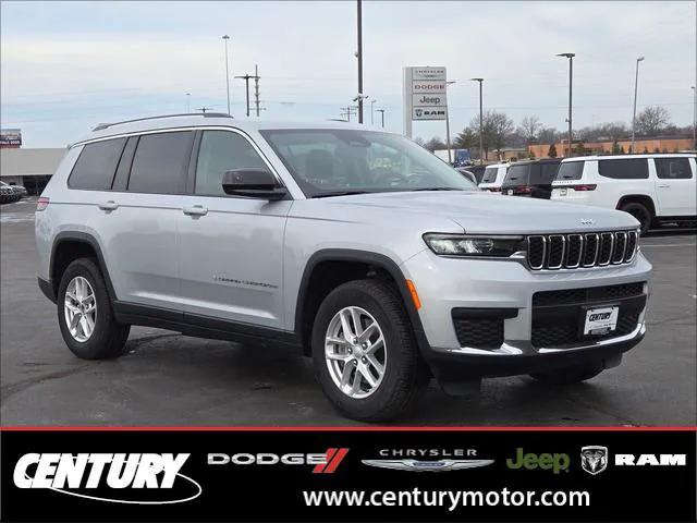 2023 Jeep Grand Cherokee L Laredo 4x4