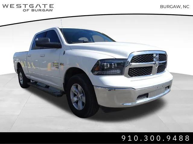 2020 RAM 1500 Classic SLT Crew Cab 4x4 64 Box