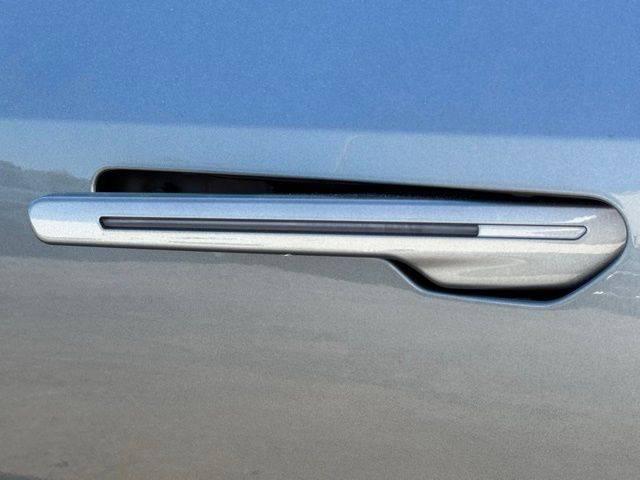 2025 Cadillac iQ Sport