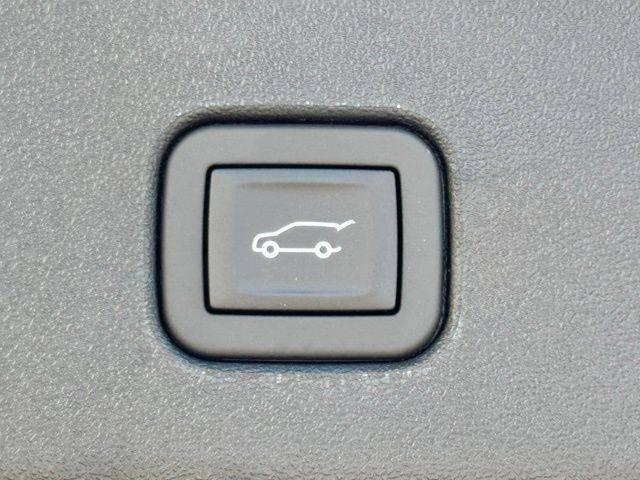 2025 Cadillac iQ Sport