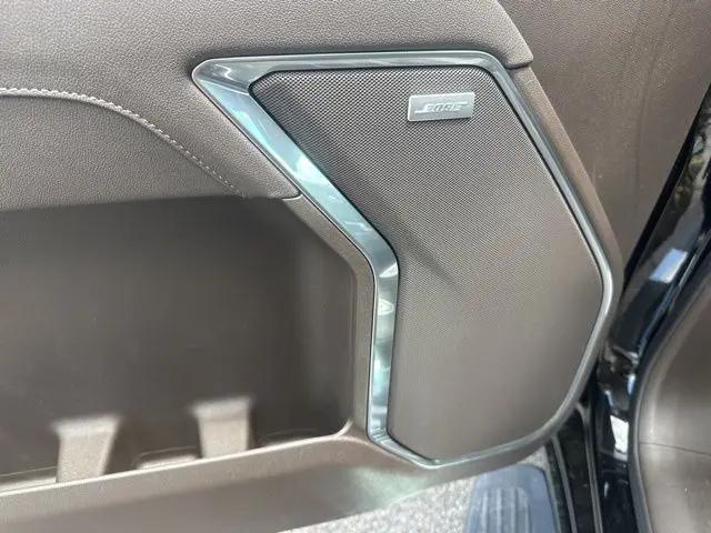2025 Chevrolet Silverado 1500 4WD Crew Cab Short Bed LTZ