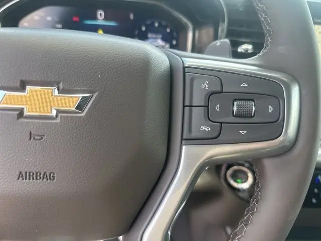 2025 Chevrolet Silverado 1500 4WD Crew Cab Short Bed LTZ