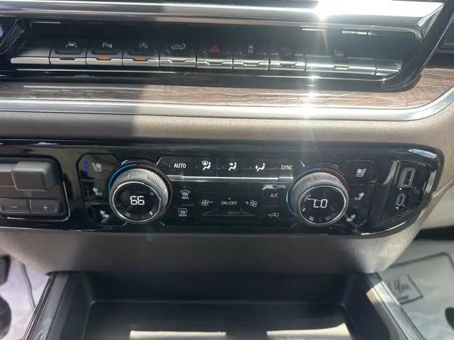 2025 Chevrolet Silverado 1500 4WD Crew Cab Short Bed LTZ