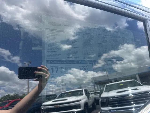 2025 Chevrolet Silverado 1500 4WD Crew Cab Short Bed LTZ