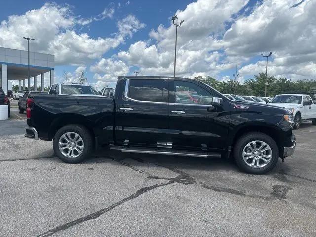 2025 Chevrolet Silverado 1500 4WD Crew Cab Short Bed LTZ