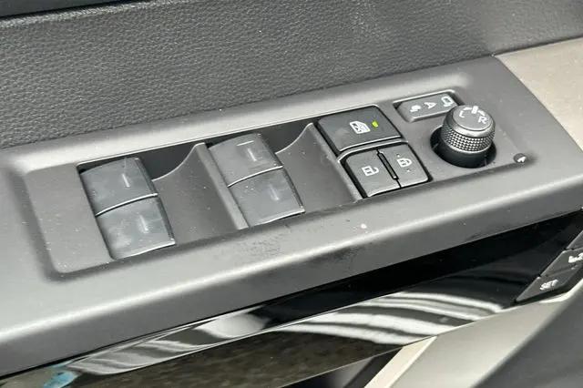 2025 Toyota Tundra Limited CrewMax 6.4' Bed