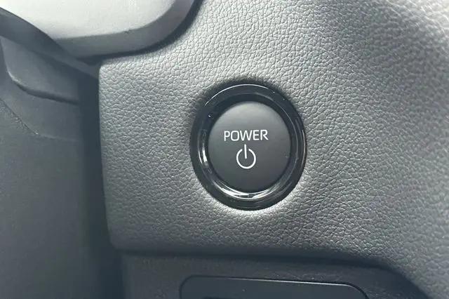 2025 Toyota Tundra Limited CrewMax 6.4' Bed