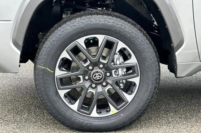 2025 Toyota Tundra Limited CrewMax 6.4' Bed